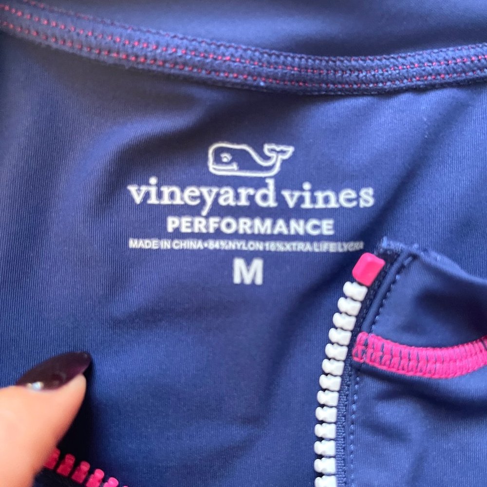 Vineyard vines long sleeve performance half zip top/pullover - Picture 3 of 8